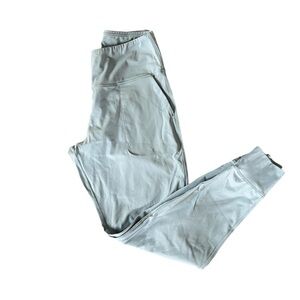 Women’s Athletic Pants {Unknown Brand}
